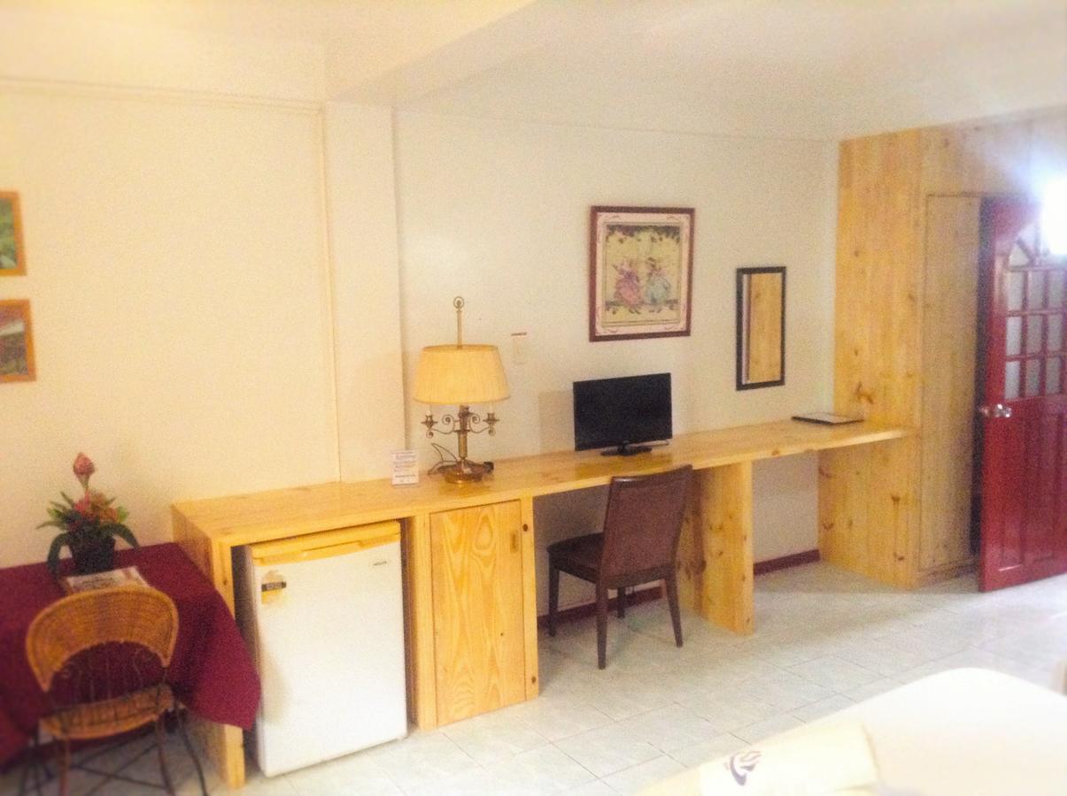 Makiling Onsen Hotel Los Banos  Eksteriør billede